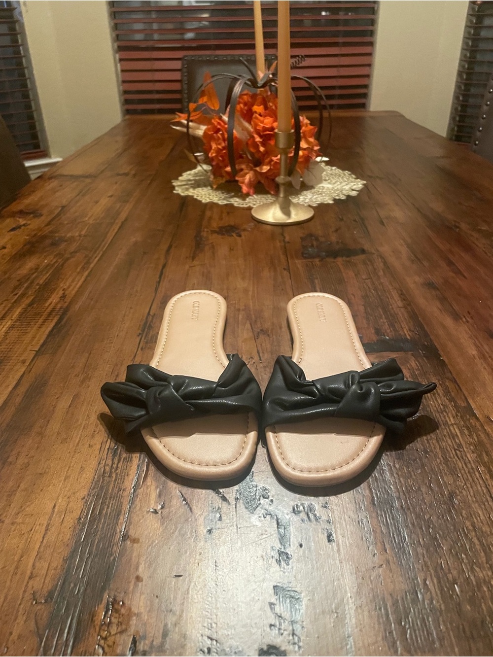 Old Navy Black Knot Slide Sandals for Women